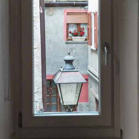 Love's Corner - By Myhomeincomo Apartament