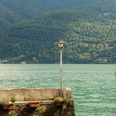 Love's Corner - By Myhomeincomo Carate Urio