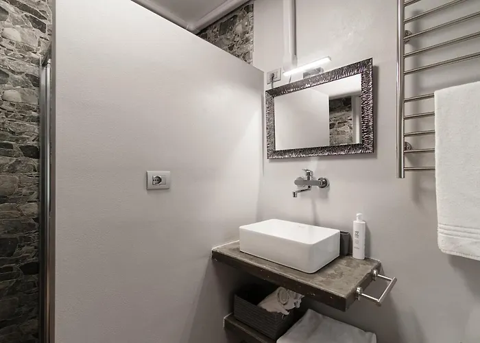 Appartement Love's Corner - By Myhomeincomo *