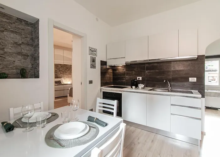 Love's Corner - By Myhomeincomo Appartement Carate Urio