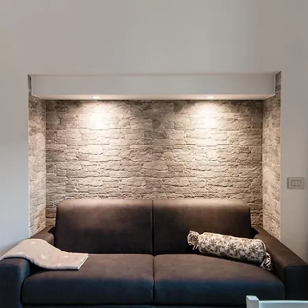 Love's Corner - By Myhomeincomo Apartment